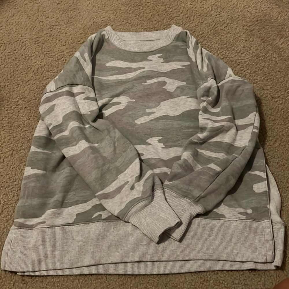Camo aerie crewneck